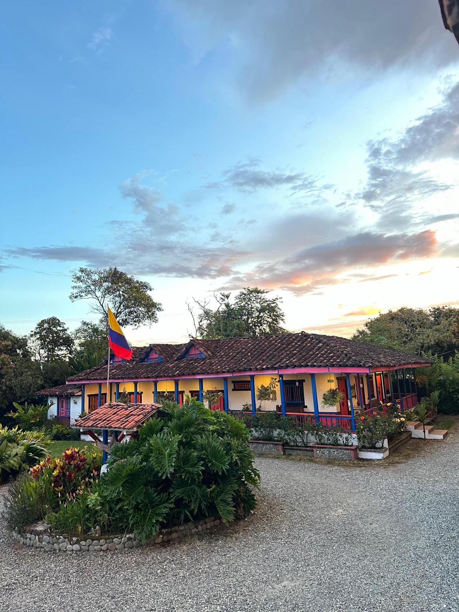 El Percal Hacienda Hotel Montenegro Dış mekan fotoğraf